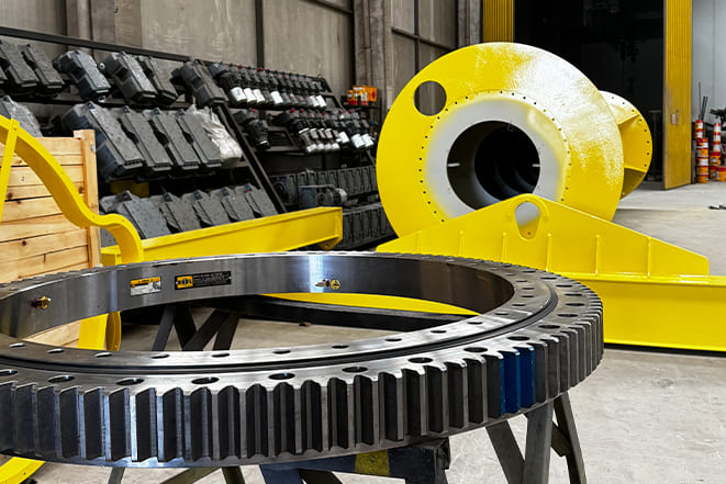 Tiang jib crane berdiri bebas